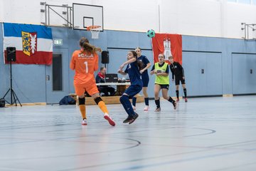 Bild 786 - C-Juniorinnen 2 Loewinnen Cup